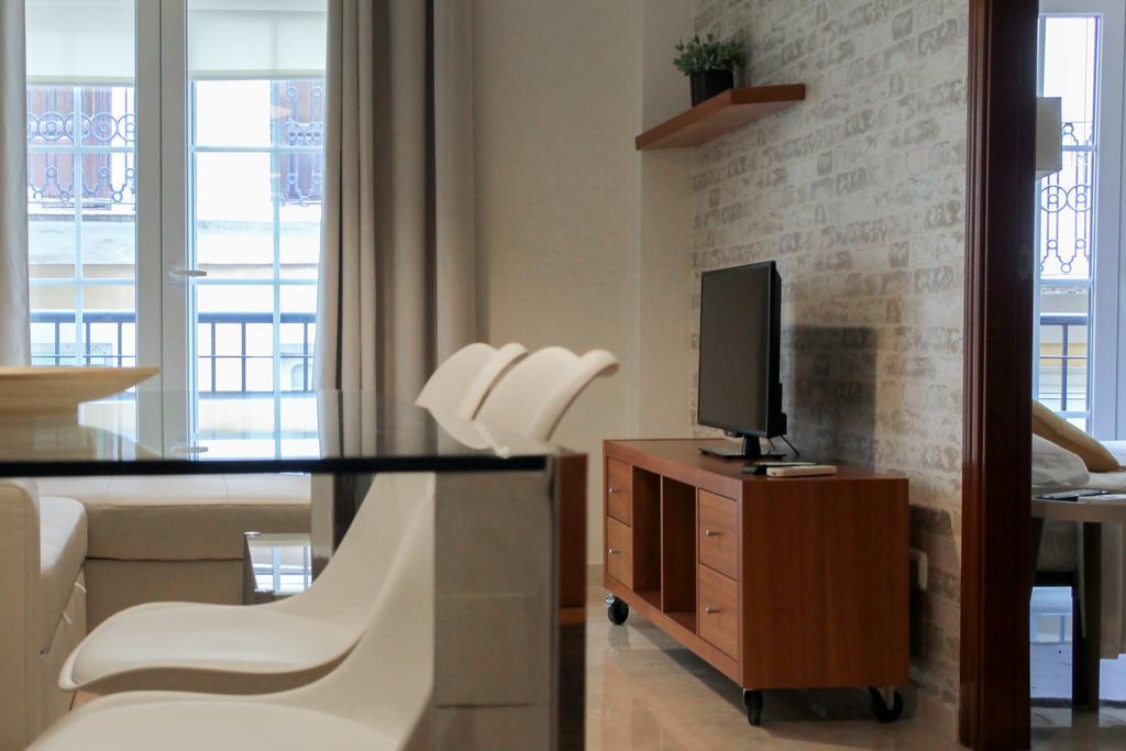 Apartamento Ulises Suite 2 مالقة المظهر الخارجي الصورة